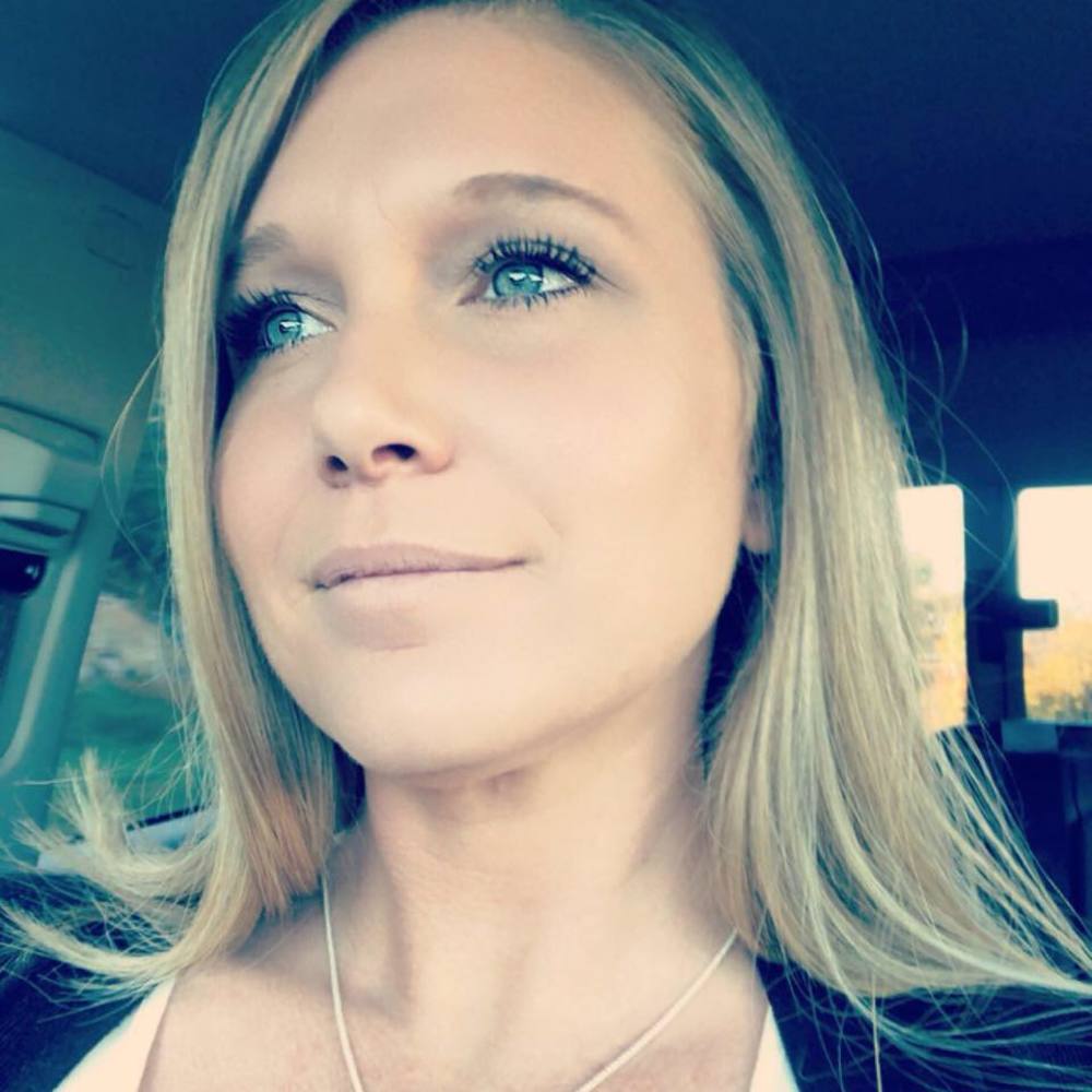 Meet your Posher, Cyndi